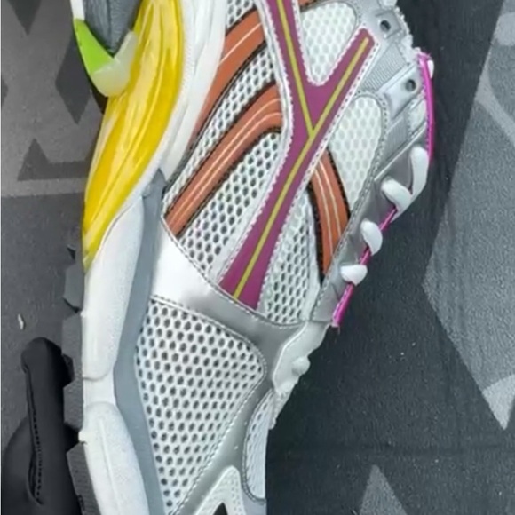 Balenciaga runners - Picture 2 of 3